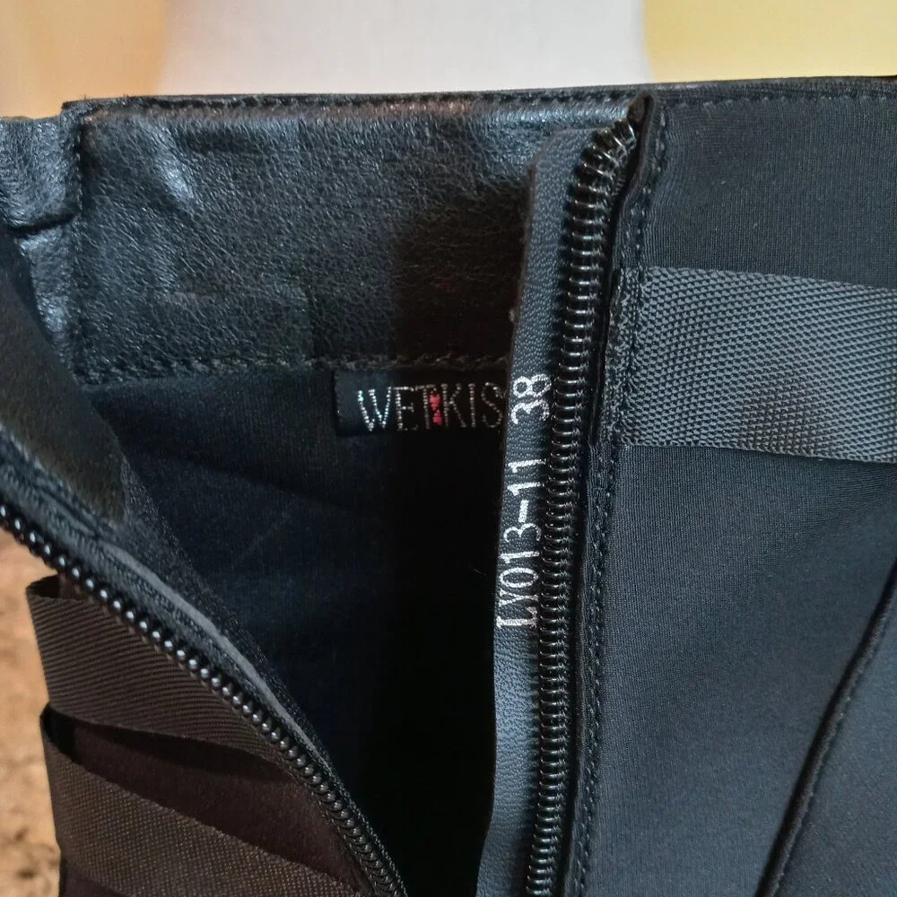 Wet Kiss Black Lycra Heeled Combat Platform Booties w/Straps EUC - Picture 9 of 13